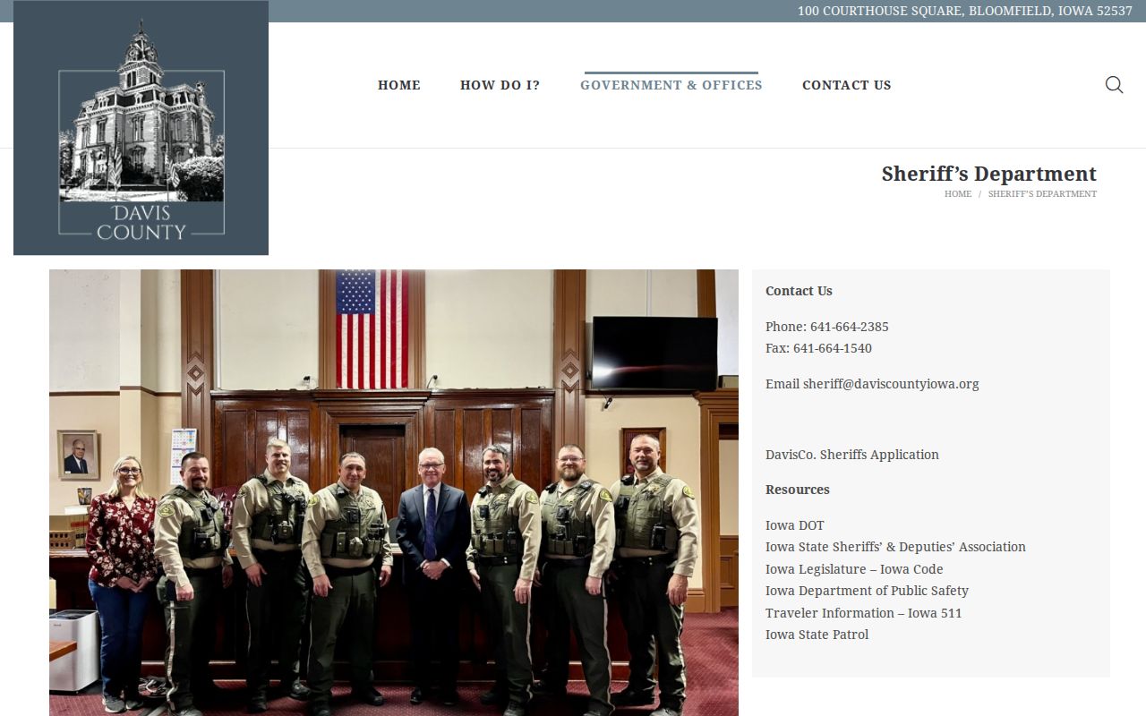 Davis County Sheriff page with jail services, report fees, and VINE access